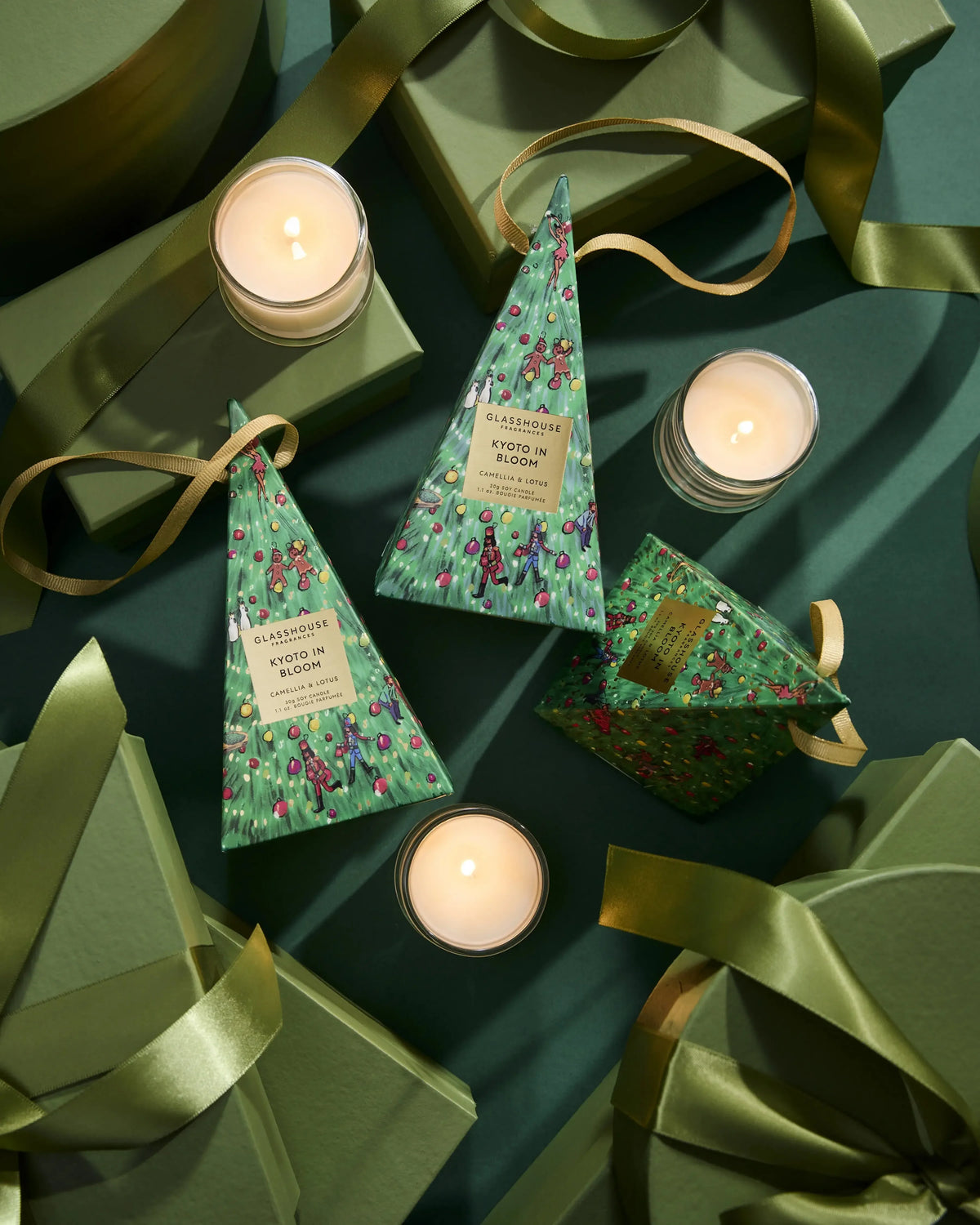 30g Christmas Bauble Candle - Kyoto In Bloom-Christmas-Glasshouse-The Bay Room