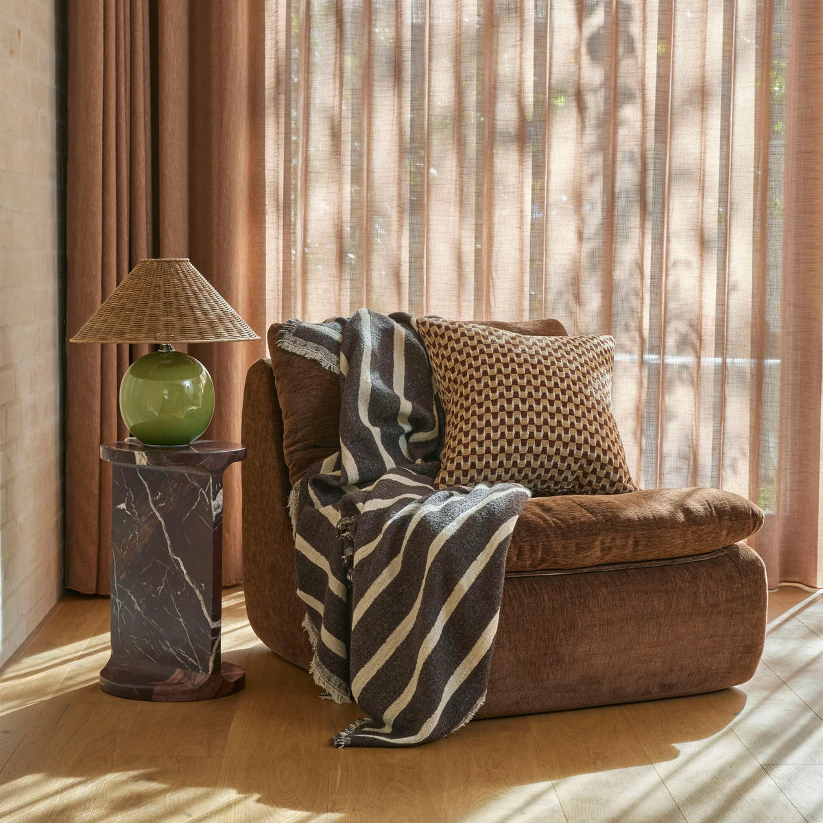 Faye Throw Brown & Natural