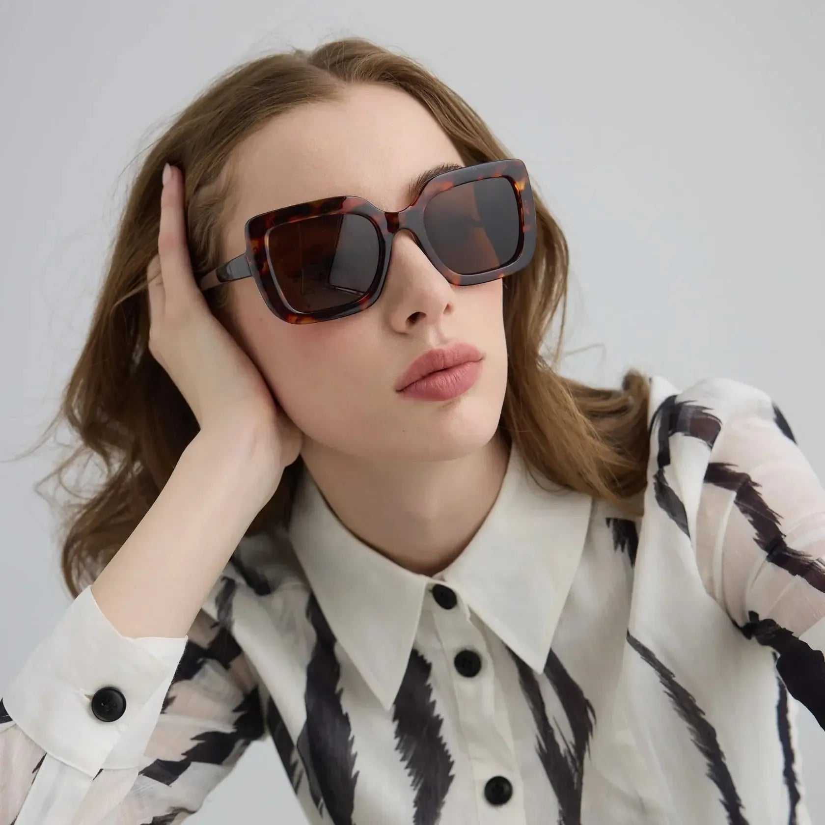Aria Sunglasses - Tortoiseshell-Headwear & Sunglasses-Captivated Soul-The Bay Room