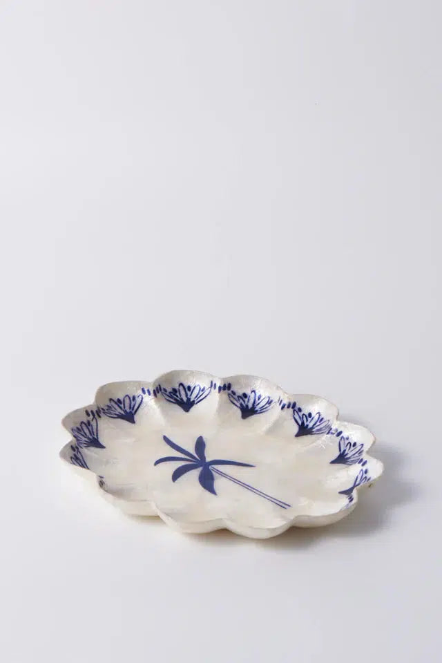 Atlantic Palm Plate-Decor Items-Jones & Co-The Bay Room