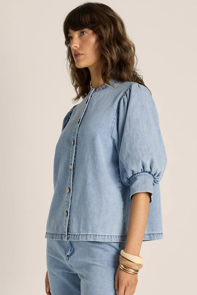 Lila Denim Balloon Shirt - Light Wash