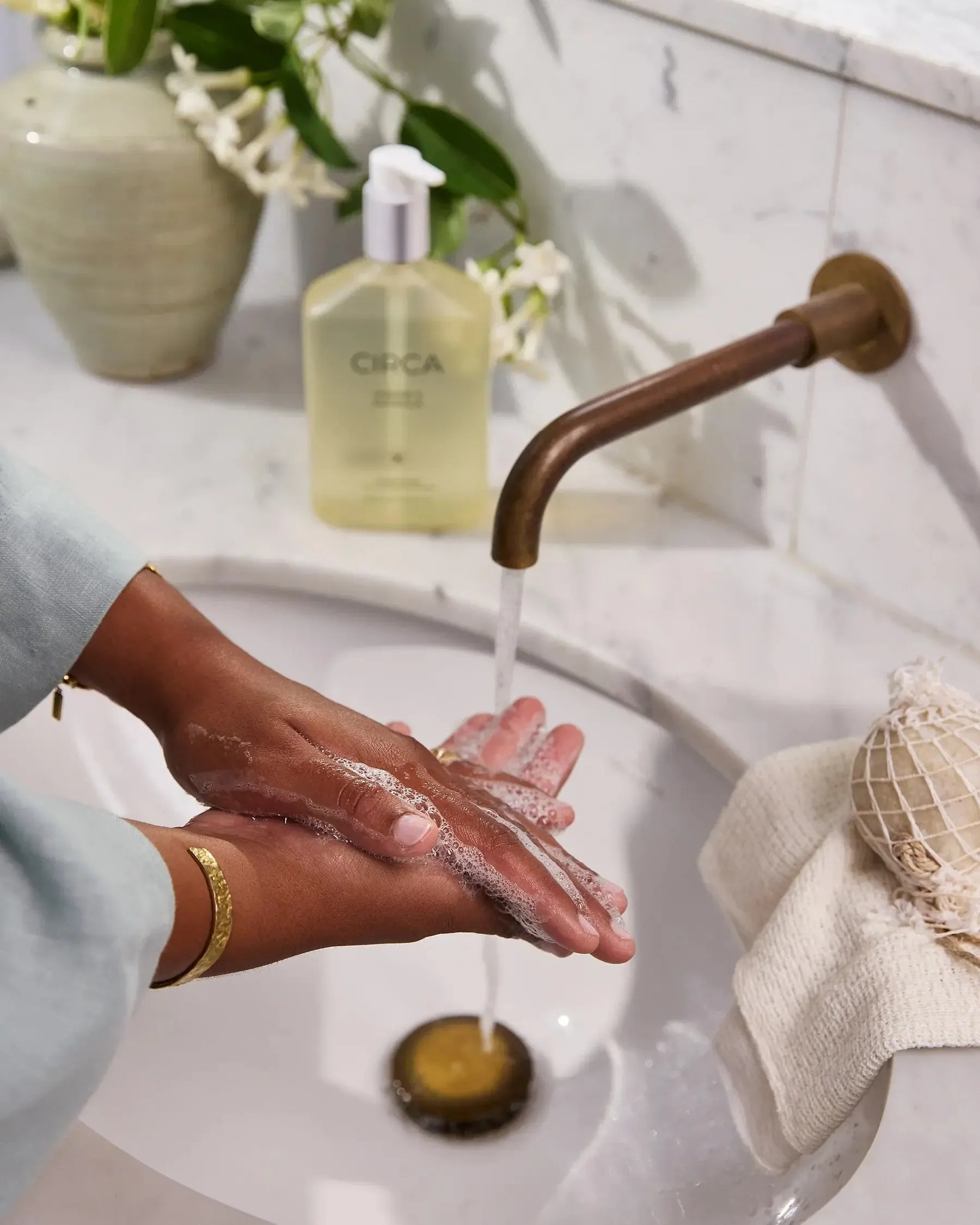 Hand Wash 450ml - Alchemy - Grapefruit & Cedarwood-Candles & Fragrances-Circa-The Bay Room