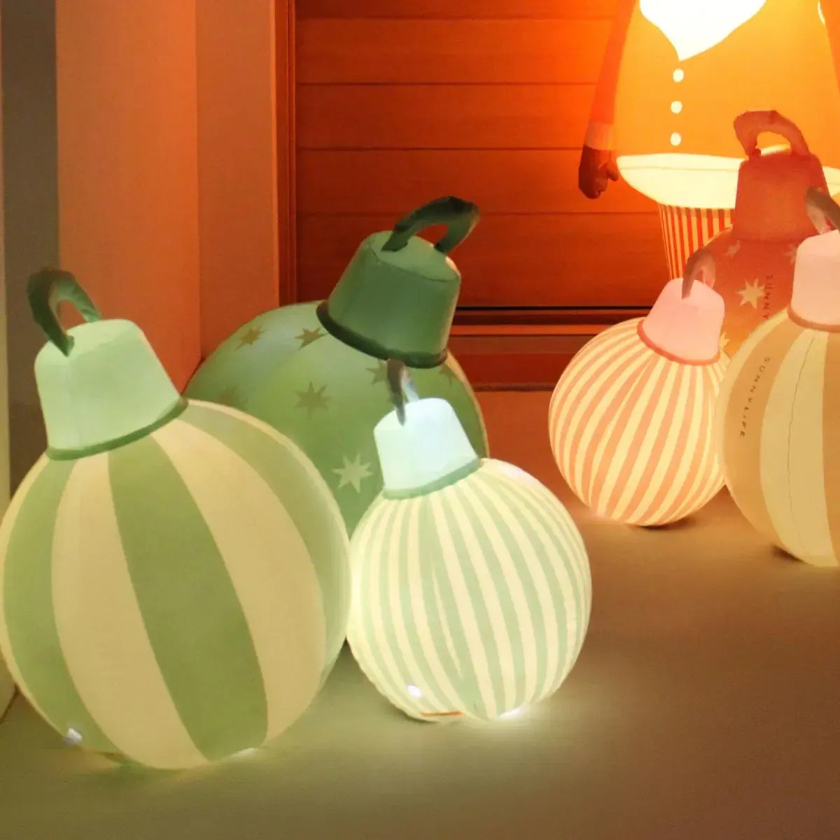 Light Up Christmas Baubles Green Set of 3-Christmas-Sunny Life-The Bay Room