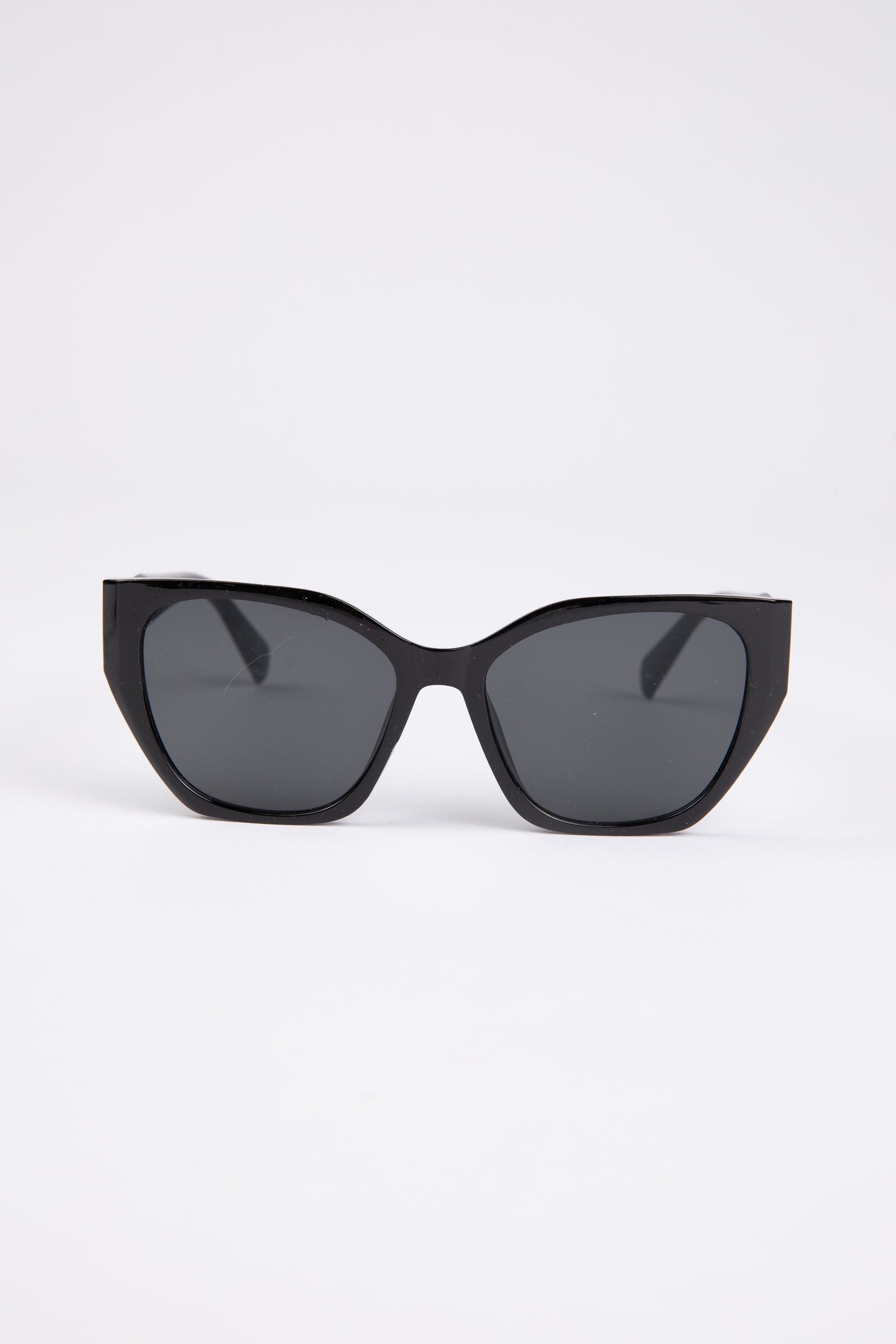 Memphis Sunglasses - Black-Headwear & Sunglasses-Holiday-The Bay Room