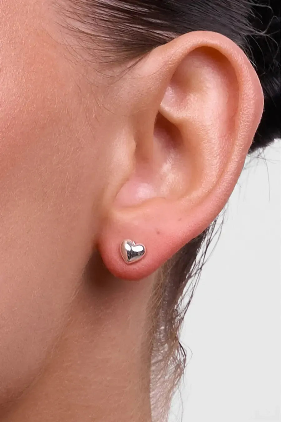 Winnie Silver Heart Earring-Jewellery-Liberte-The Bay Room