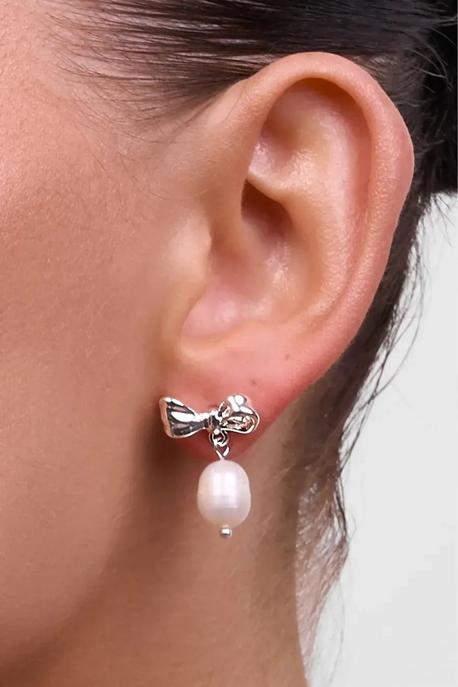 Alice Silver Bow Pearl Earring-Jewellery-Liberte-The Bay Room