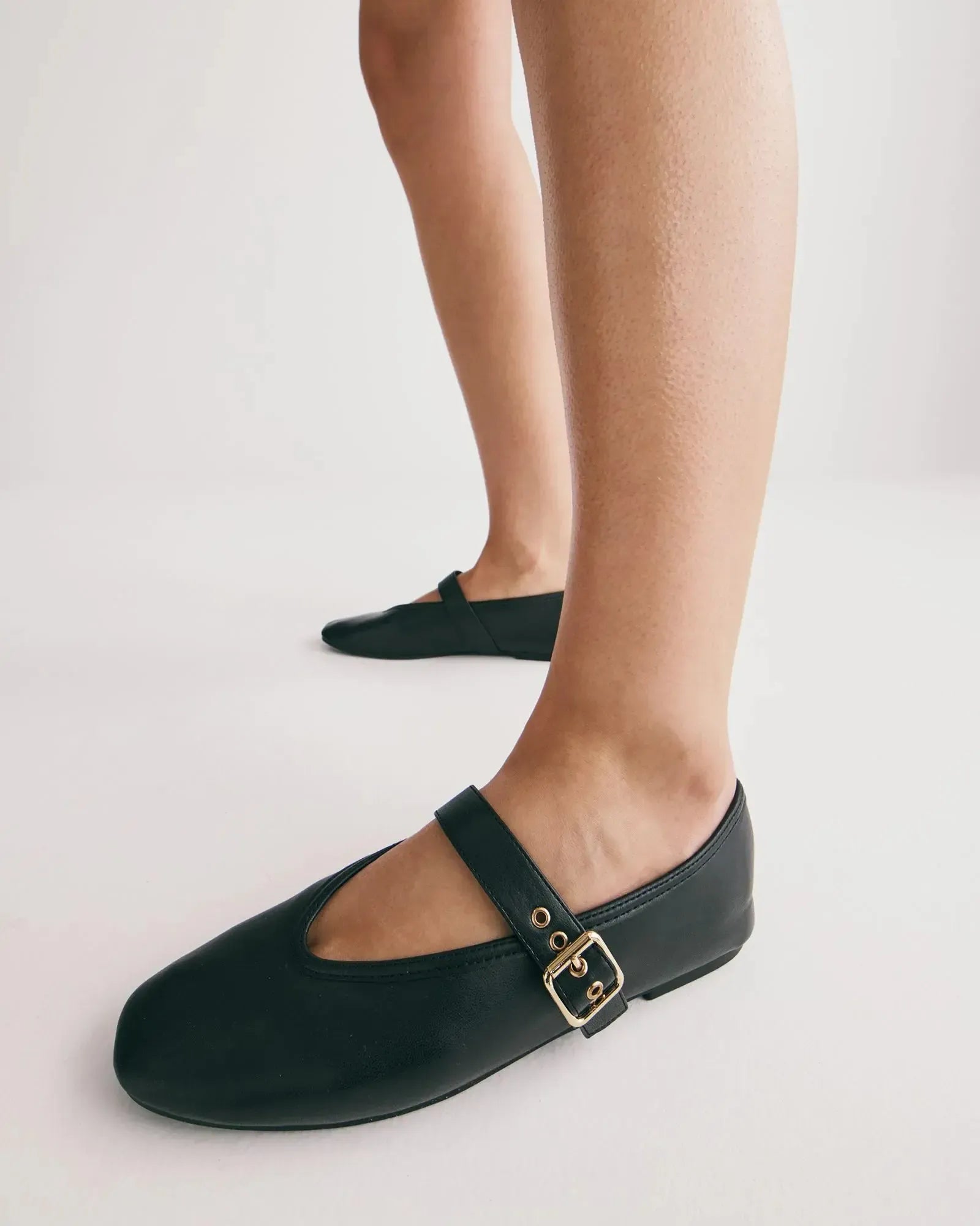 Cade Black Smooth-Footwear-Novo-The Bay Room