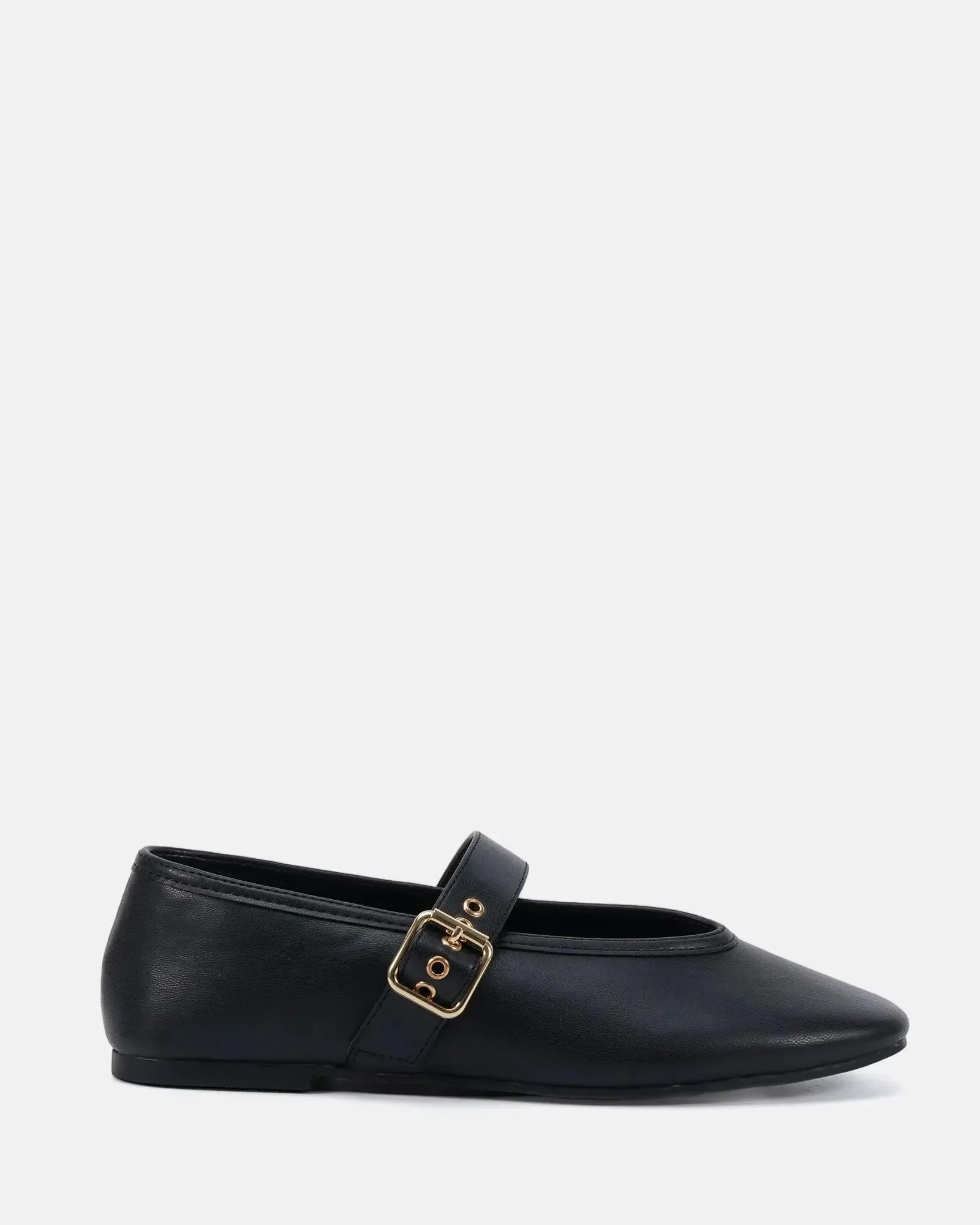 Cade Black Smooth-Footwear-Novo-The Bay Room
