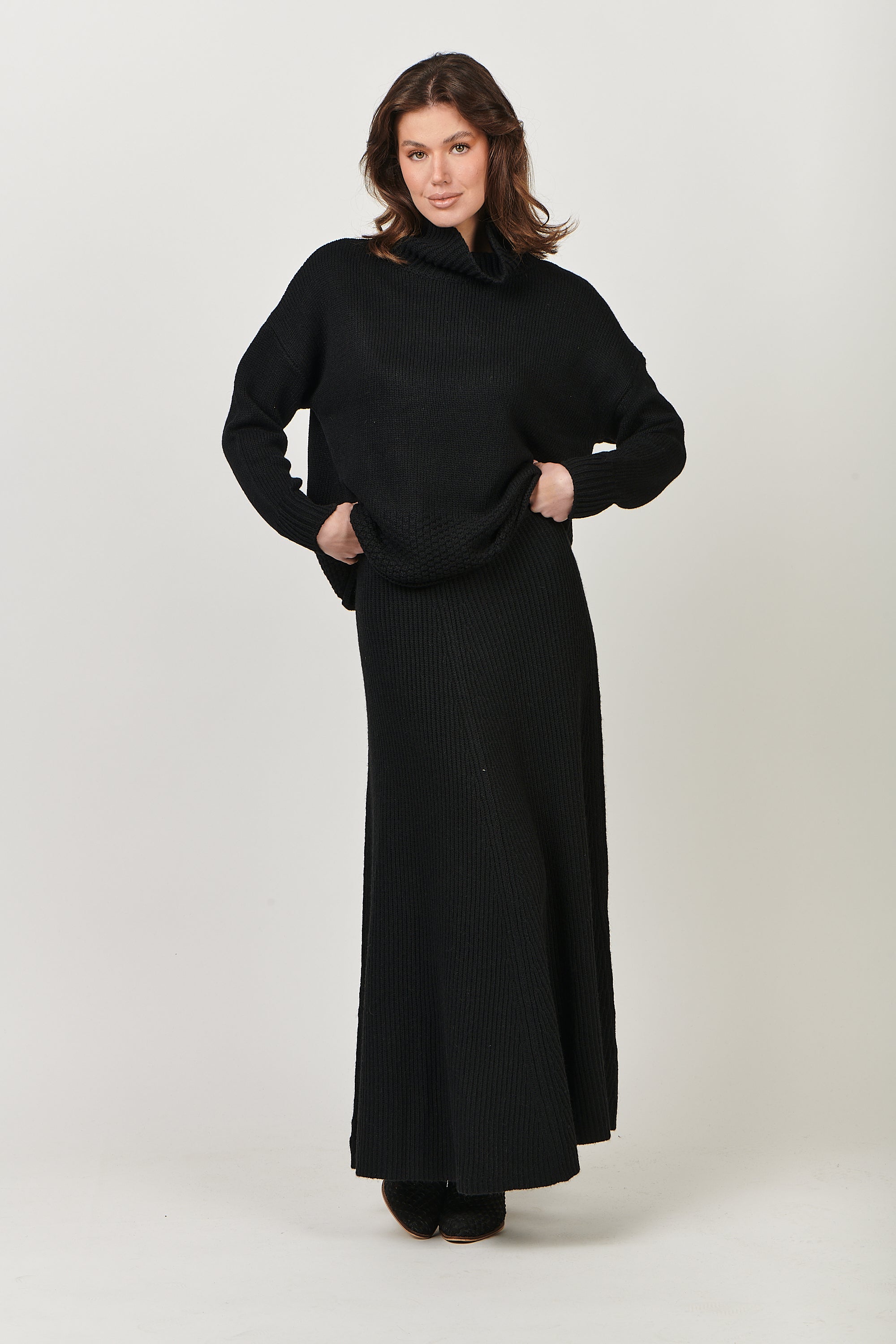 Cashmere Blend Roll Neck Jumper - Black-Knitwear & Jumpers-Olive Et Julie-The Bay Room