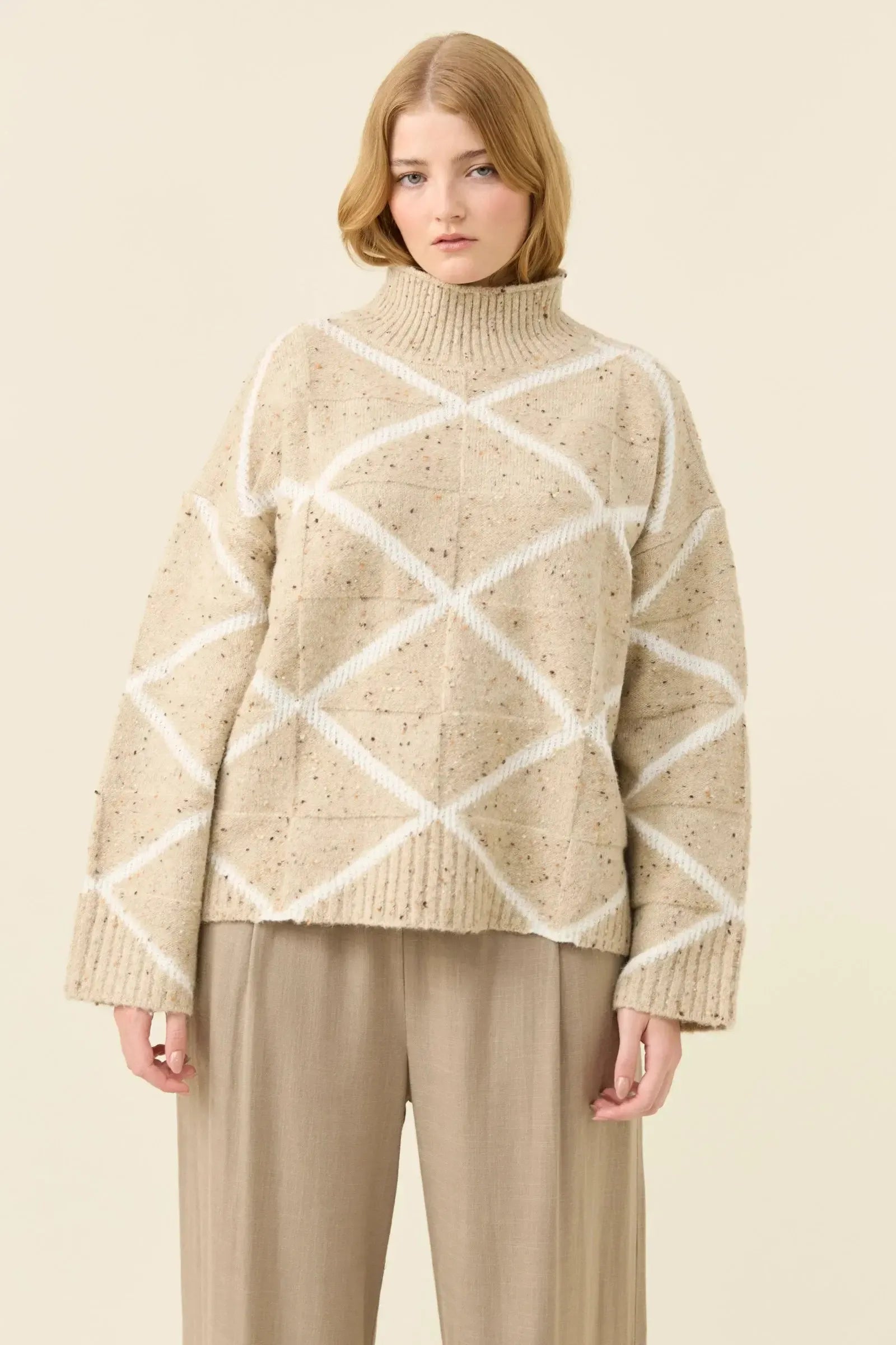 Mckenna Diamond Jumper - Ivory-Isle Of Mine-The Bay Room