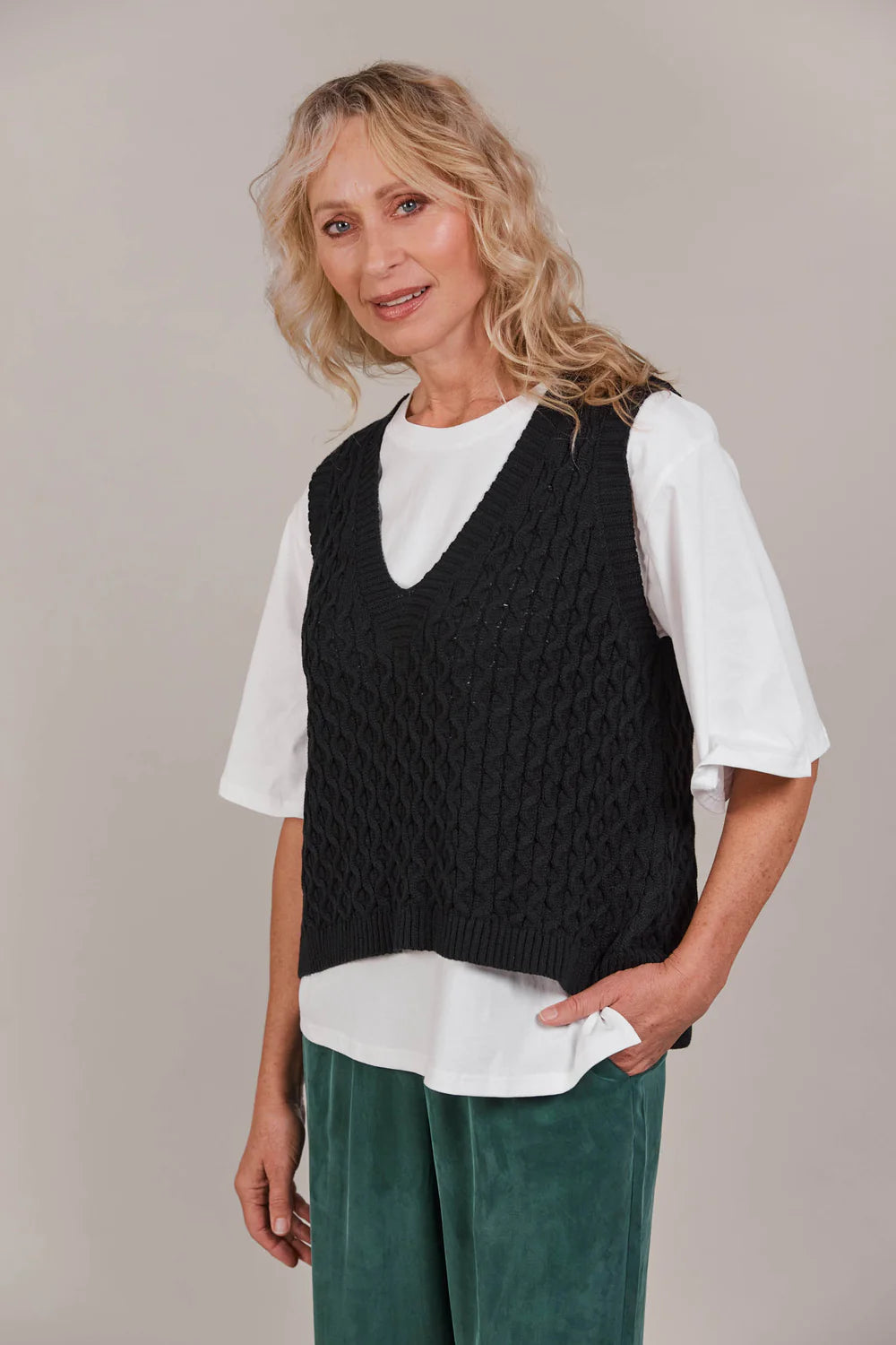 Naviva Vest - Black-General-Eb & Ive-The Bay Room