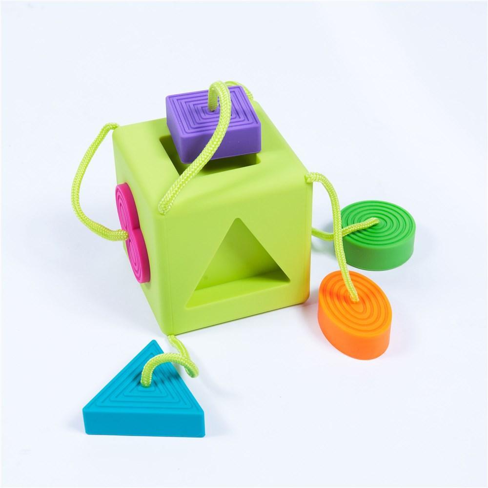 Oombee Cube-Toys-Fat Brain Toys-The Bay Room