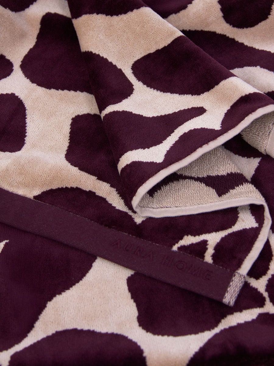 Palma Petal Australian Cotton Hand Towel in Mulberry/Shell-Soft Furnishings-Aura Home-The Bay Room
