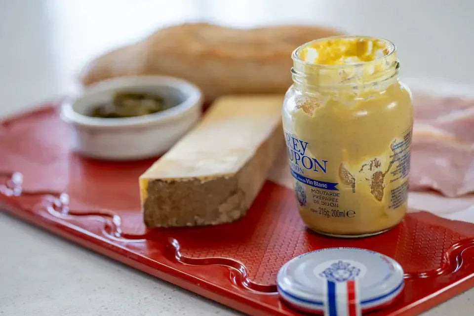 Petite Board Rouge-Kitchenware-Maison Appret-The Bay Room