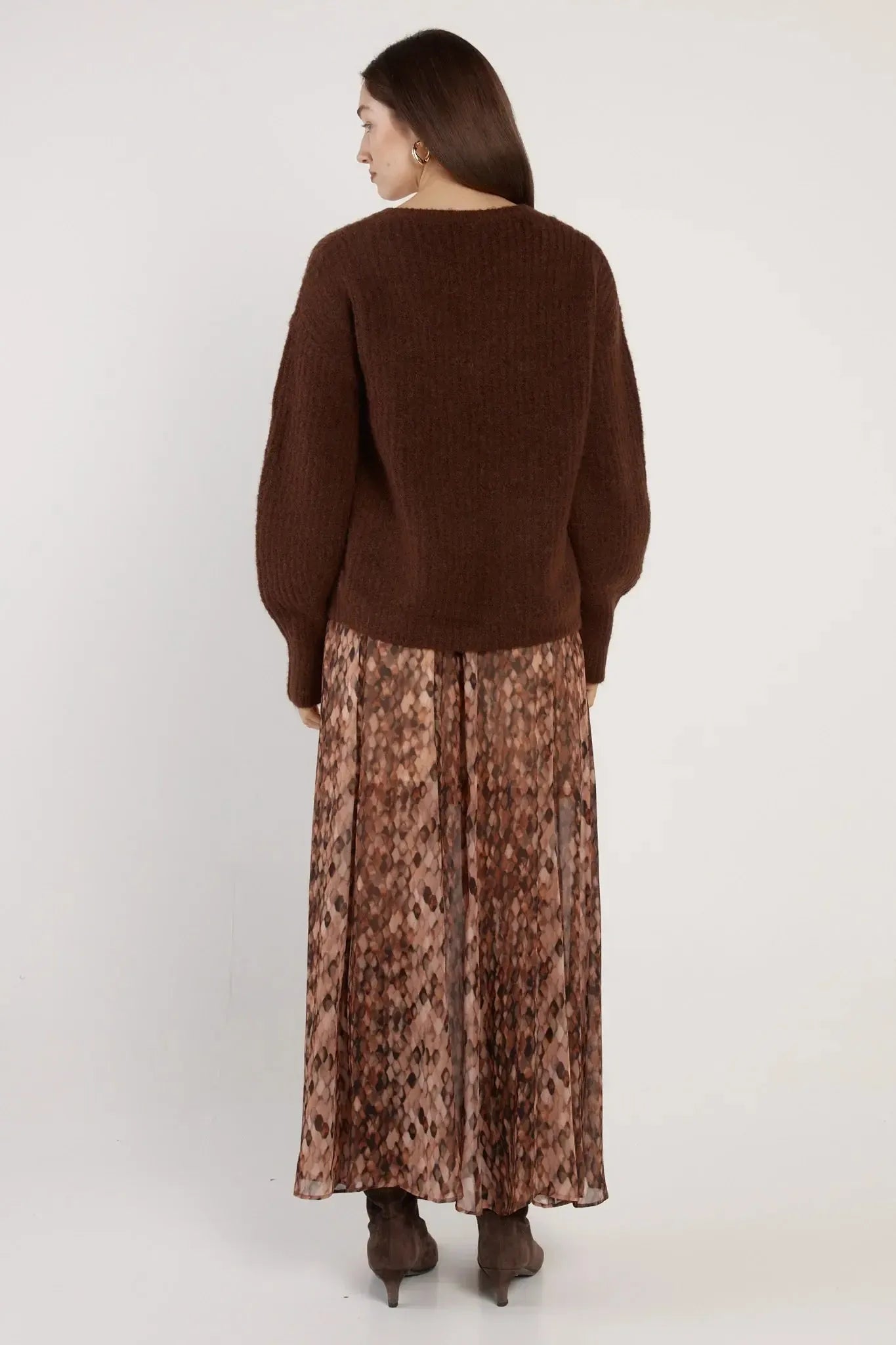 Remy V-Neck Jumper - Chocolate-Knitwear & Jumpers-Fate + Becker-The Bay Room
