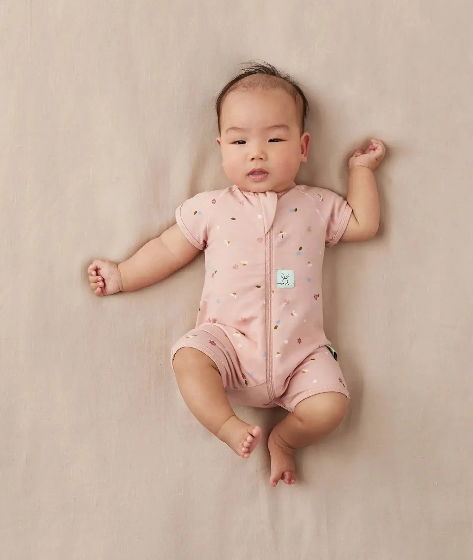 Short Sleeve Layer Daisies-Nursery & Nurture-ergoPouch-The Bay Room