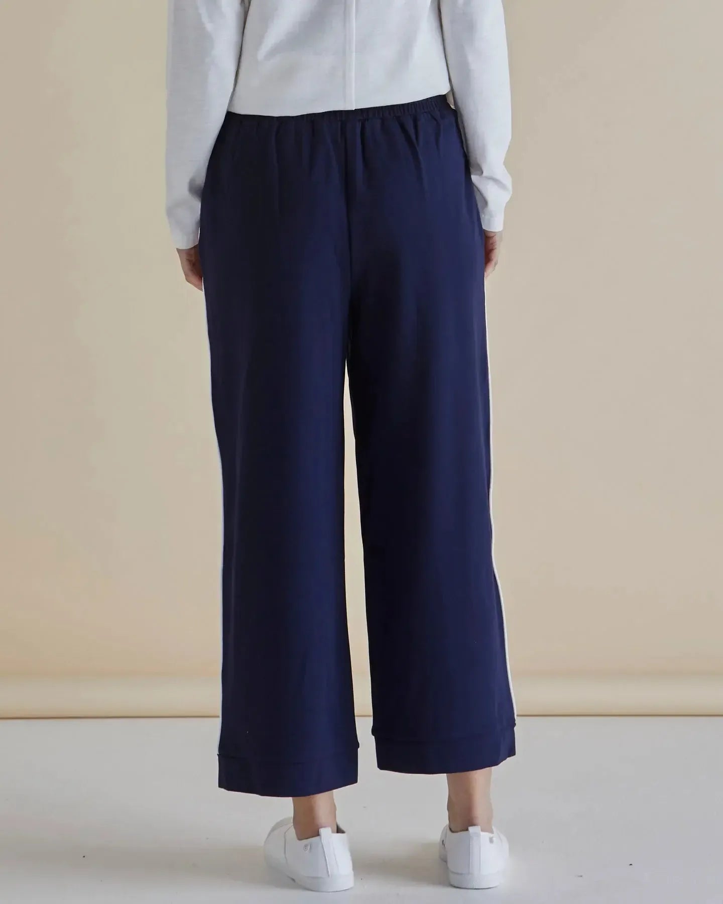 Tre's Bien Ponte Jogger - Navy-Pants-Betty Basics-The Bay Room