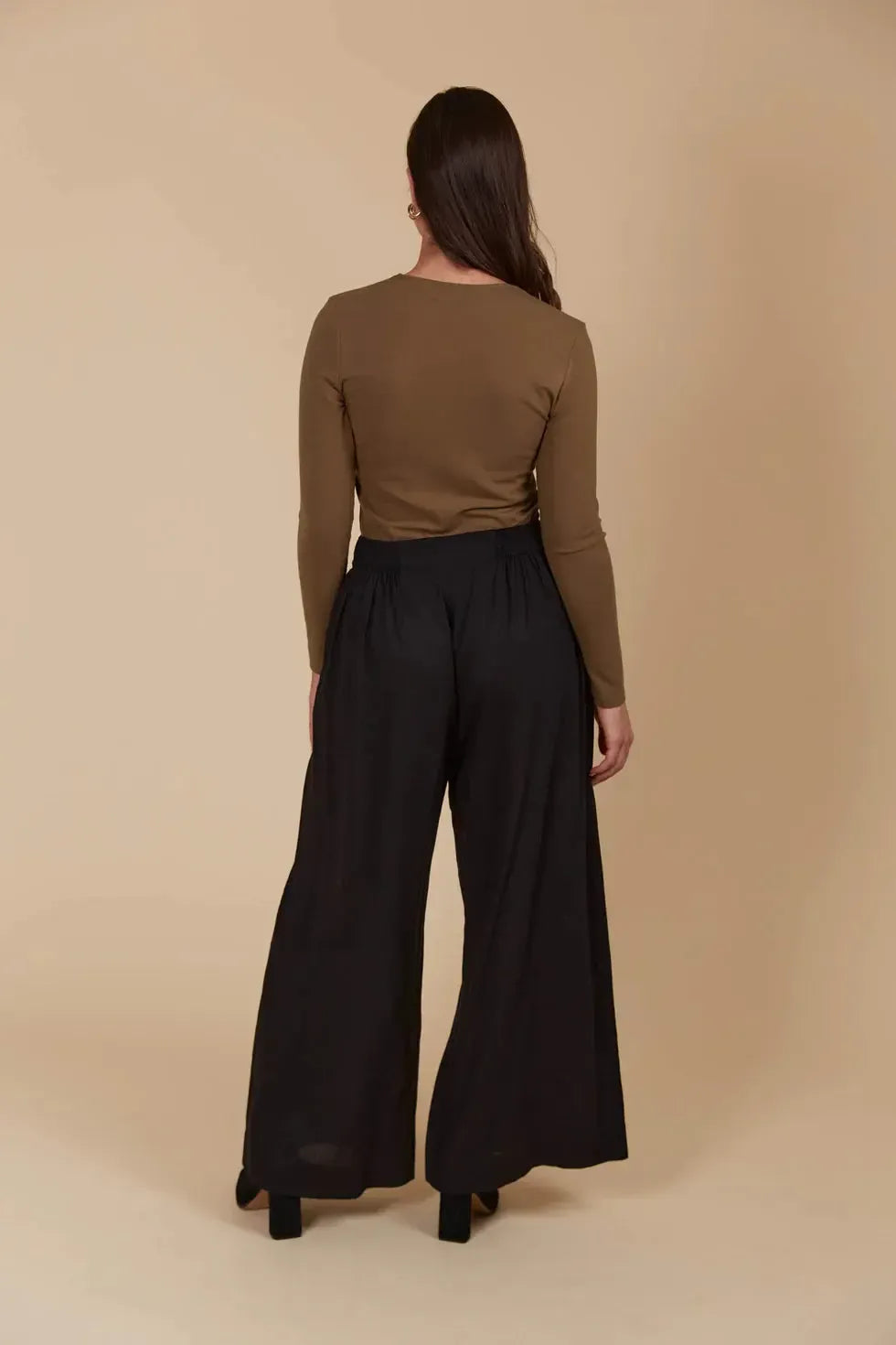 Venus Pant - Onyx-Pants-Isle Of Mine-The Bay Room