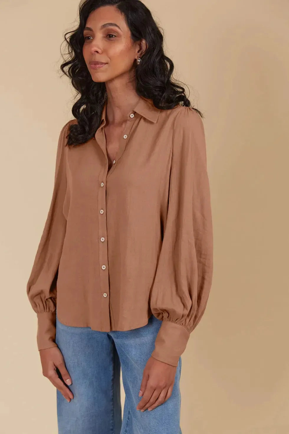 Venus Shirt - Toffee-Tops-Isle Of Mine-The Bay Room