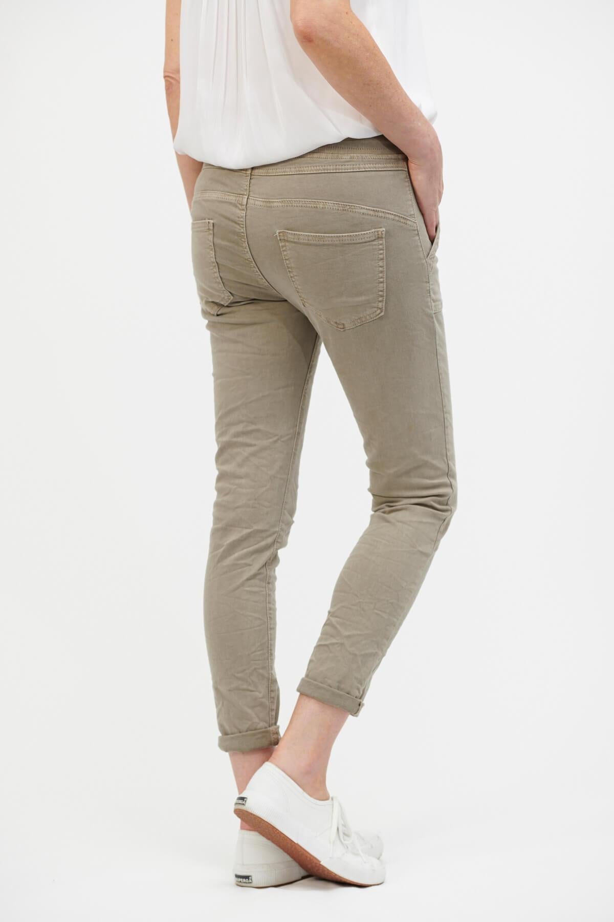 Classic Button Jean - Beige-Jeans-Italian Star-The Bay Room